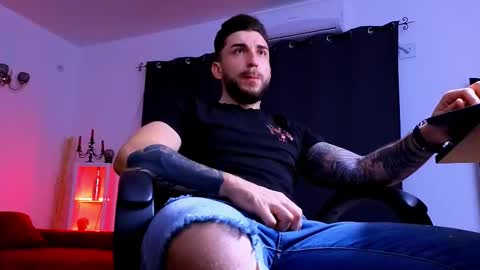 MightyAaron online show from February 2026 03:38:02 AM