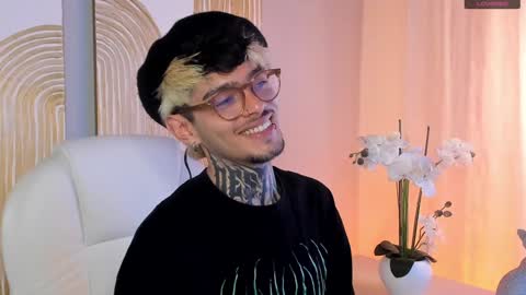 MIHAIL LEROY finally independent model online show from December 2024 05:50:01 PM