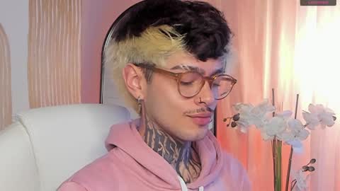 MIHAIL LEROY finally independent model online show from December 2024 09:11:01 PM