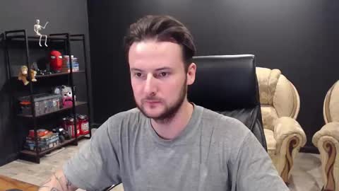 Misha Winchester online show from December 2025 07:09:01 PM