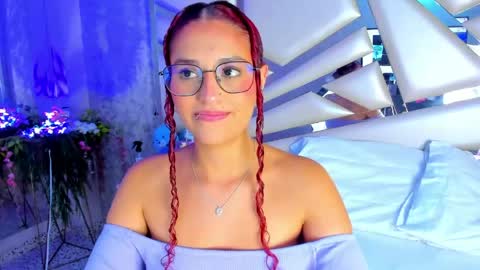 Snapshot of miia02 chatting on May 2026 01:36:01 AM MIA 3 online show from May 2026 01:36:01 AM