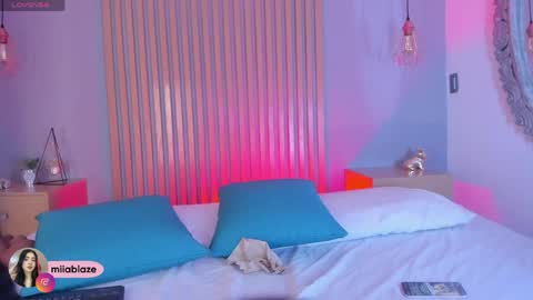 Snapshot of miia_blaze chatting on June 2026 11:36:01 AM Mia online show from June 2026 11:36:01 AM