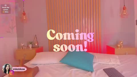 Snapshot of miia_blaze chatting on June 2026 11:30:02 AM Mia online show from June 2026 11:30:02 AM