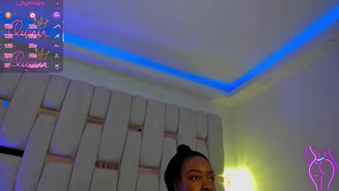 Snapshot of miia_schwarz chatting on February 2026 01:36:02 PM Miia Schwarz online show from February 2026 01:36:02 PM