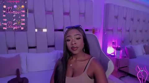 Miia Schwarz  online show from June 2026 10:52:01 PM