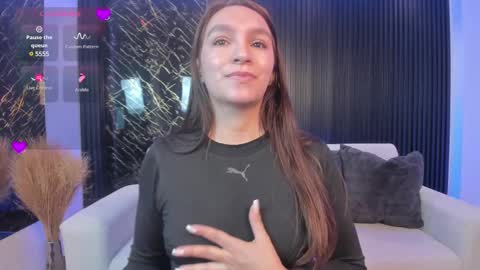 Miia 3 online show from February 2025 12:06:02 PM