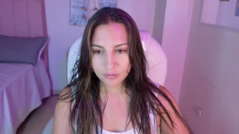Snapshot of miia_thompson_1 chatting on July 2026 07:06:02 PM M I I A online show from July 2026 07:06:02 PM