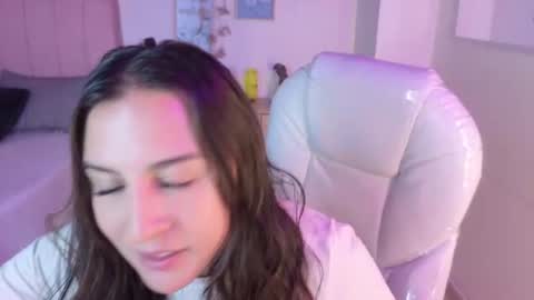 Snapshot of miia_thompson_1 chatting on July 2026 08:00:01 PM M I I A online show from July 2026 08:00:01 PM