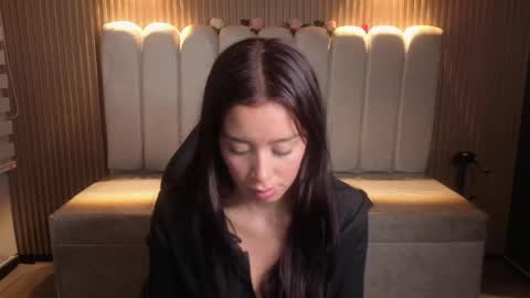 miiaa_evans1 online show from April 2026 08:09:02 PM