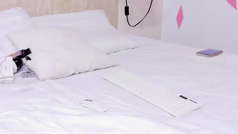 miiaa_m online show from March 2026 06:58:02 PM