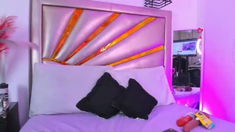 miiastorm online show from March 2026 04:17:02 AM