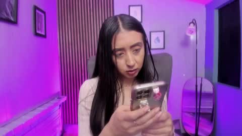 miilu  online show from April 2026 03:52:01 AM