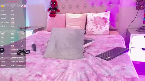 Snapshot of miilu_dancer_ chatting on October 2025 09:24:01 PM Lucii online show from October 2025 09:24:01 PM