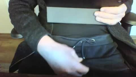 mik online show from February 2025 08:09:02 AM