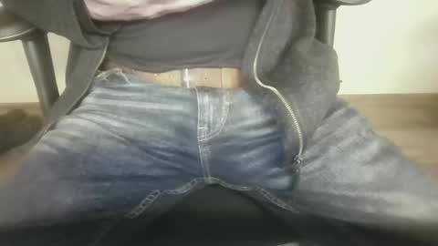 mik online show from November 2025 08:55:01 AM