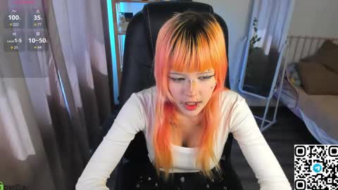 Snapshot of mika_vatashi chatting on May 2026 08:22:01 AM Mika online show from May 2026 08:22:01 AM