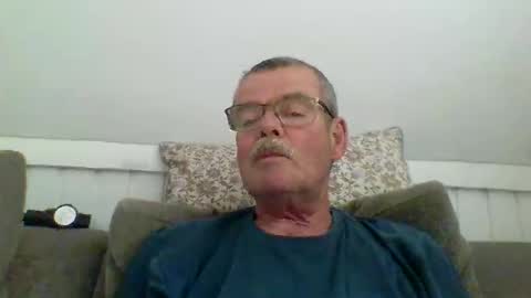 mikael42 online show from June 2026 12:44:02 PM