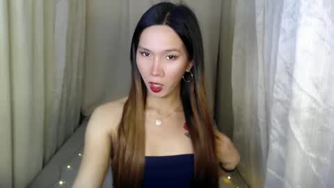 ELLA online show from January 2025 10:29:02 AM