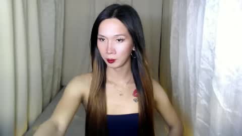 ELLA online show from January 2025 02:03:02 PM