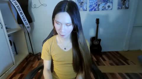 ELLA online show from February 2025 01:26:02 PM