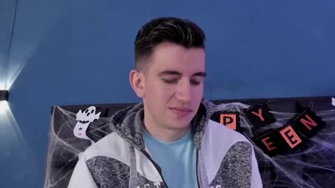 mikael online show from October 2025 04:12:02 AM