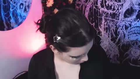 Mika online show from March 2026 09:32:01 PM