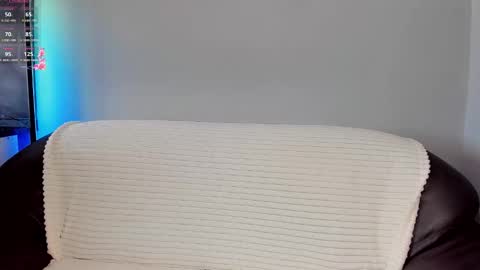 mikasssu online show from November 2025 08:24:01 AM