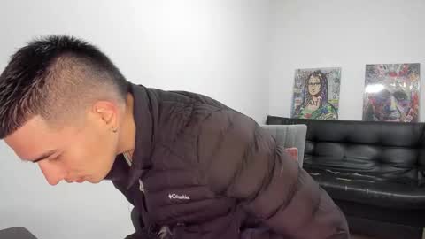 mike3xxx online show from September 2025 12:43:01 AM