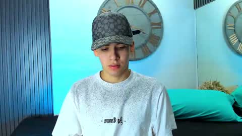 Mike 0233 online show from February 2025 04:36:02 AM