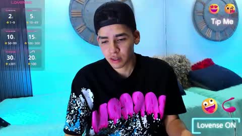 Mike 0233 online show from March 2025 04:04:01 AM