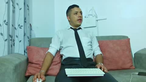 Mike online show from May 2026 02:38:01 AM