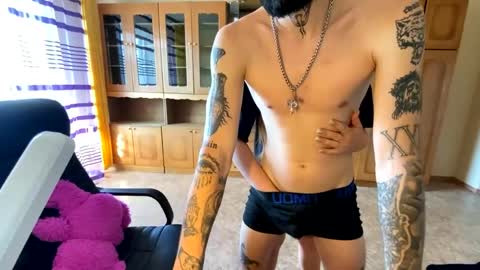 Mike and anna online show from April 2026 08:15:01 AM