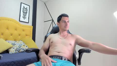 Mike online show from April 2026 03:02:01 AM