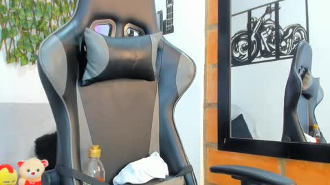 mike kilian1 online show from February 2025 02:09:02 PM