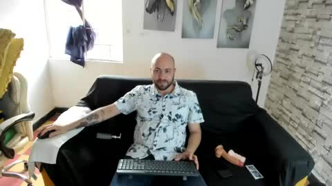 mike lover online show from July 2026 07:19:01 PM