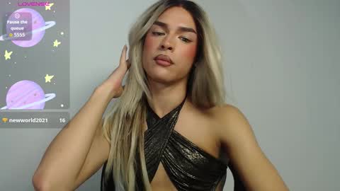 Snapshot of mike_nour chatting on December 2025 12:18:02 AM IM MIKE online show from December 2025 12:18:02 AM