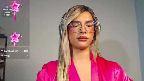 Snapshot of mike_nour chatting on January 2026 01:05:02 PM IM MIKE online show from January 2026 01:05:02 PM