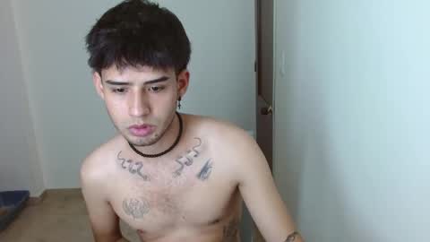 mike_smith03 online show from April 2026 03:39:02 PM