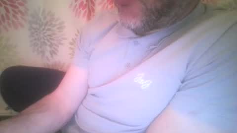 Snapshot of mikehockishuge9 chatting on April 2026 10:03:01 PM mikehockishuge9 online show from April 2026 10:03:01 PM