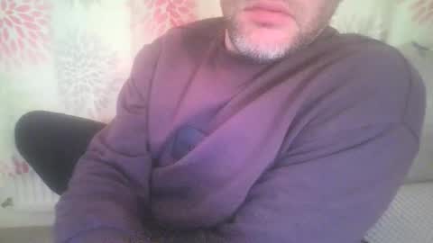 Snapshot of mikehockishuge9 chatting on May 2026 09:32:02 PM mikehockishuge9 online show from May 2026 09:32:02 PM
