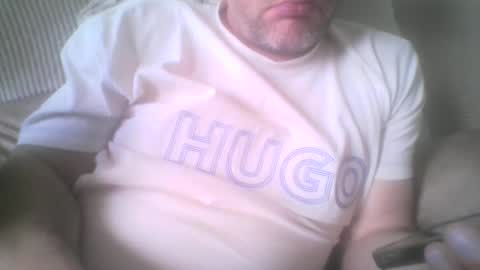 Snapshot of mikehockishuge9 chatting on May 2026 03:00:01 PM mikehockishuge9 online show from May 2026 03:00:01 PM