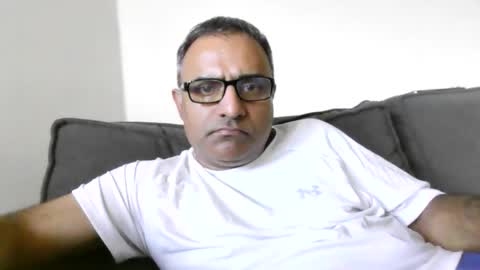 Snapshot of mikej143 chatting on May 2026 11:44:02 PM mikej143 online show from May 2026 11:44:02 PM