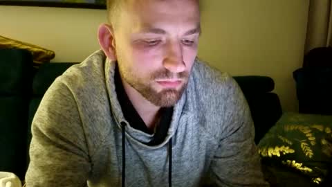 Snapshot of mikhael767676 chatting on April 2026 08:28:01 PM mikhael767676 online show from April 2026 08:28:01 PM