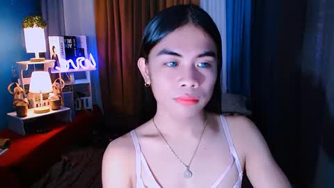 Mikhayla online show from January 2025 04:04:01 AM