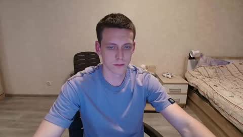 Snapshot of mikimaus0101 chatting on May 2026 06:09:01 PM Michael online show from May 2026 06:09:01 PM