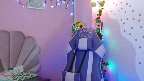 Mikka 3 online show from March 2026 01:18:02 PM