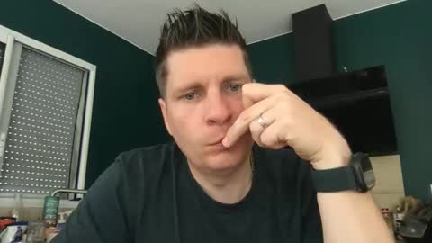 miklp8463 online show from April 2026 08:41:01 AM