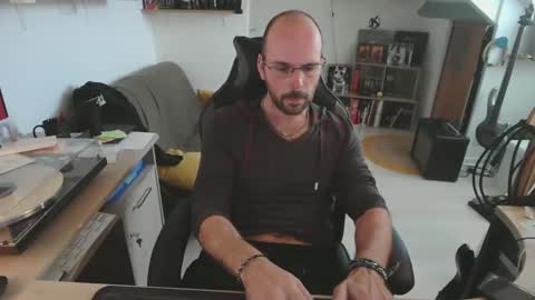 mikmik91 online show from May 2026 10:42:02 AM