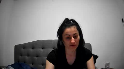 Snapshot of mikyloveu chatting on March 2026 05:39:01 PM Mikyloveu online show from March 2026 05:39:01 PM