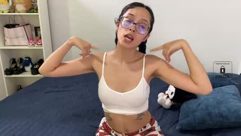 Snapshot of mila_2315 chatting on April 2026 08:21:01 PM Mila and albert online show from April 2026 08:21:01 PM